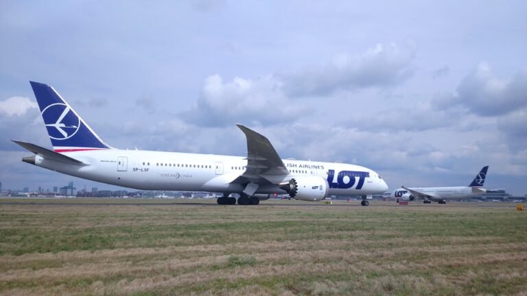 Read more about the article Commercial Air Transport